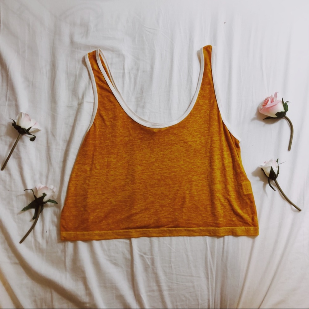 FOREVER 21 ORANGE CROP TOP